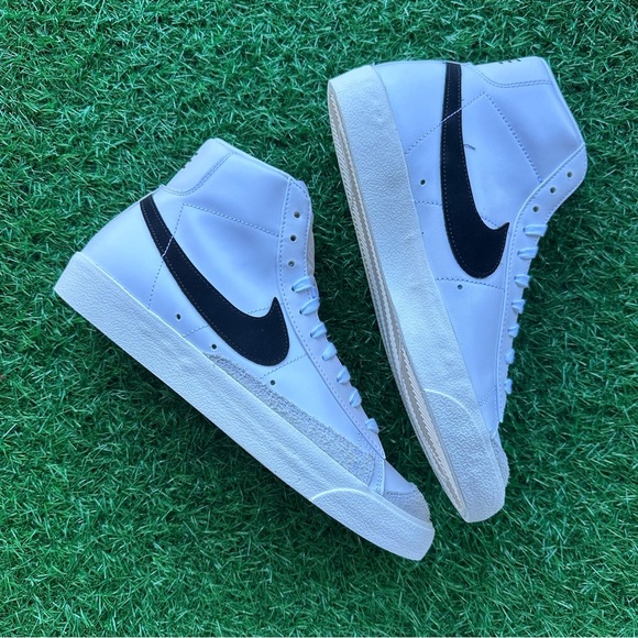 Nike Blazer Mid ‘77 Black / White - Picture 2 of 9